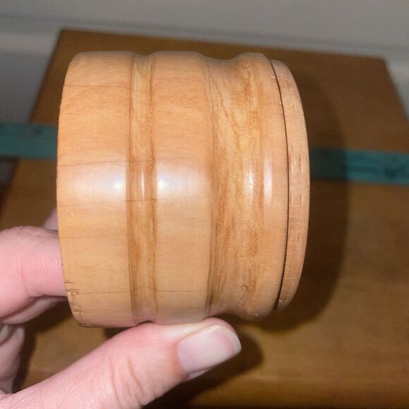 Wooden Teak Container With Lid Salt Box Trinket Holder Treasure Keeper - Picture 10 of 10